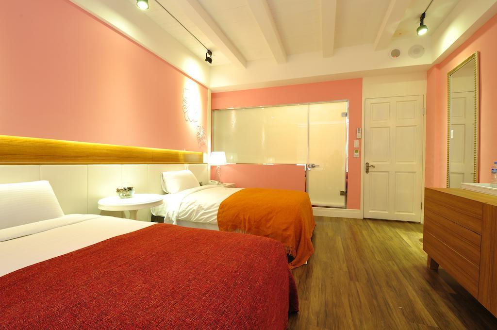 Young Motel T'ai-tung Zimmer foto