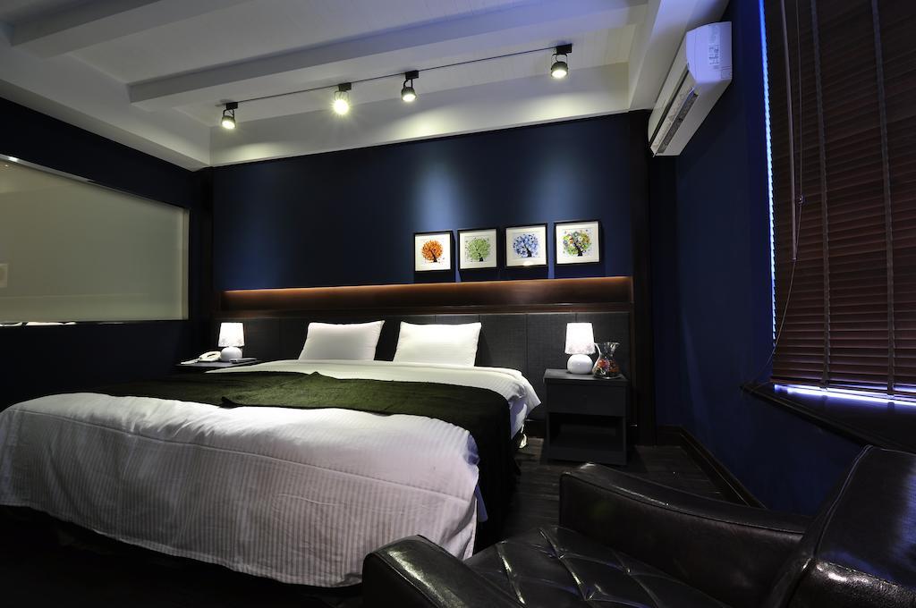 Young Motel T'ai-tung Zimmer foto